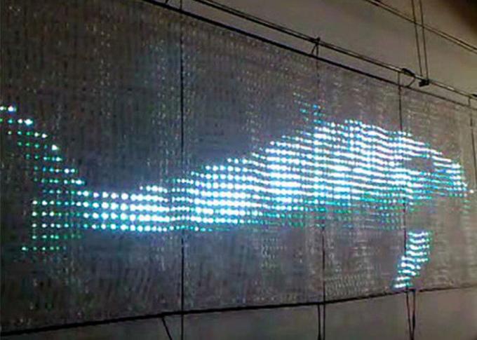 Reproducción de vídeo suave y flexible de la exhibición de la cortina de la pantalla de malla de la publicidad LED P30mm LED